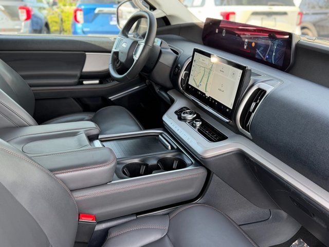 Certified Used 2025 Agate Black Metallic Ford Active image 30