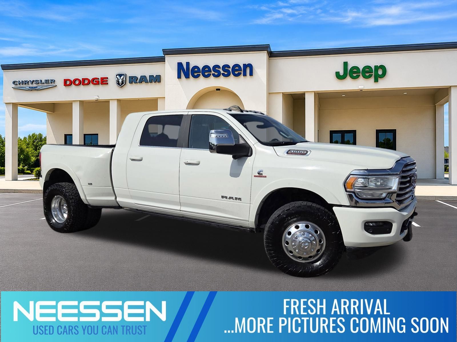 Pearl White 2024 RAM 3500 Pickup Truck Four-Wheel Drive 6-Speed Automatic