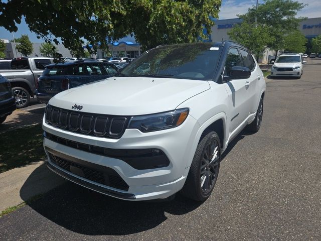  2022 Jeep Compass Limited 4WD   