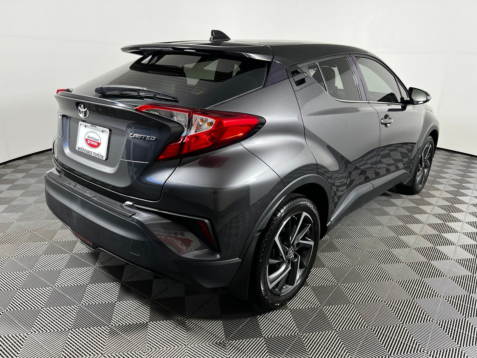 Thumbnail: 2022 Toyota C-HR - 5