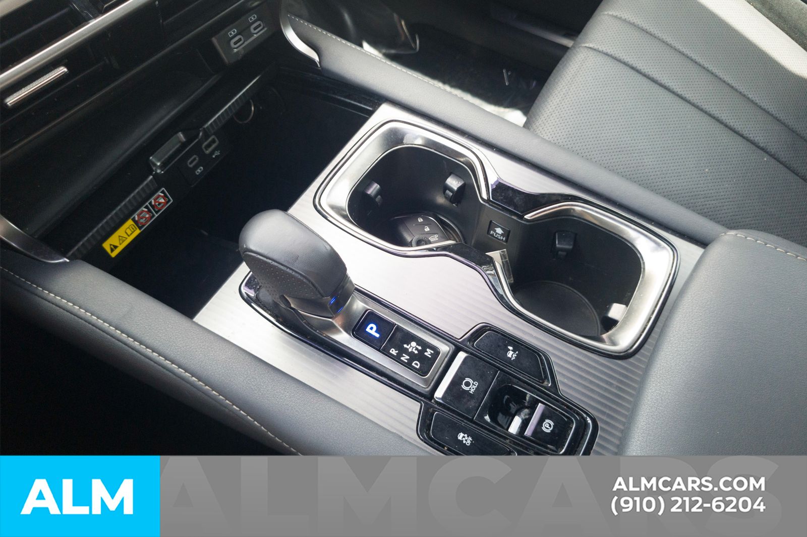Used 2023 Ultra White Lexus 500h F SPORT Performance image 30
