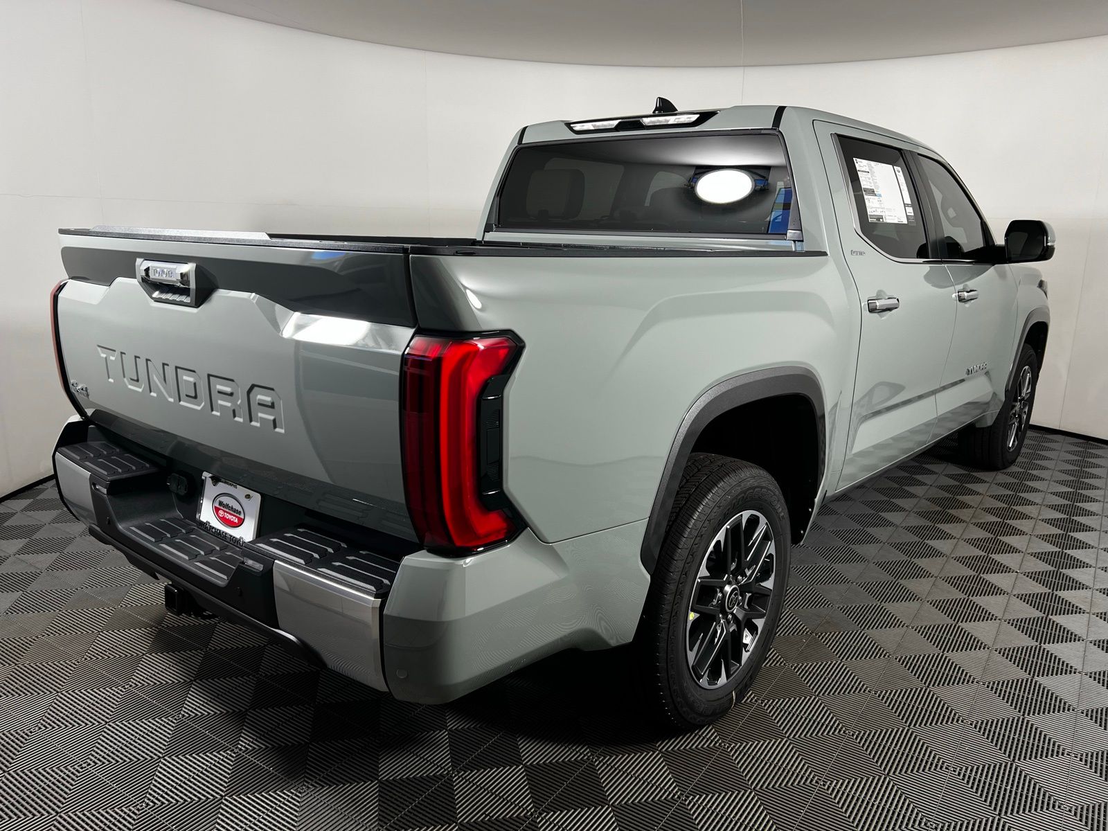 2025 Toyota Tundra Limited 5