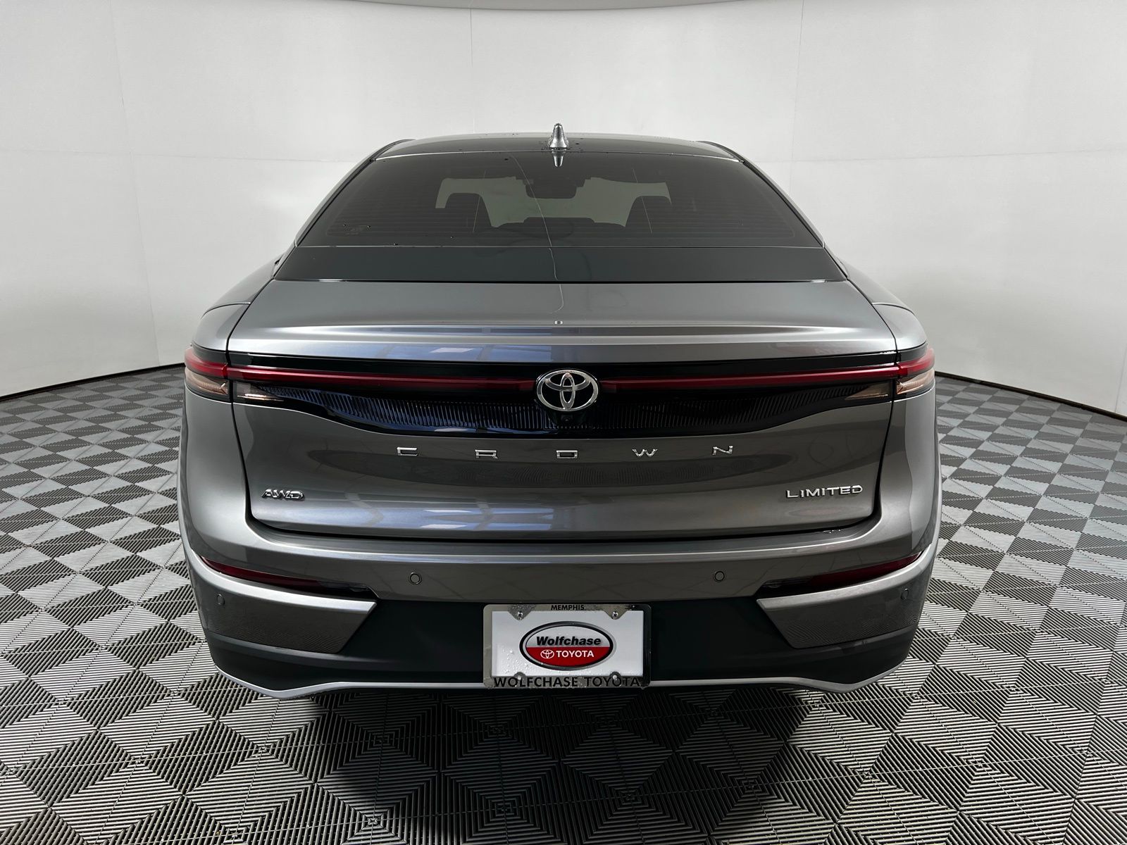 Thumbnail: 2023 Toyota Crown - 6