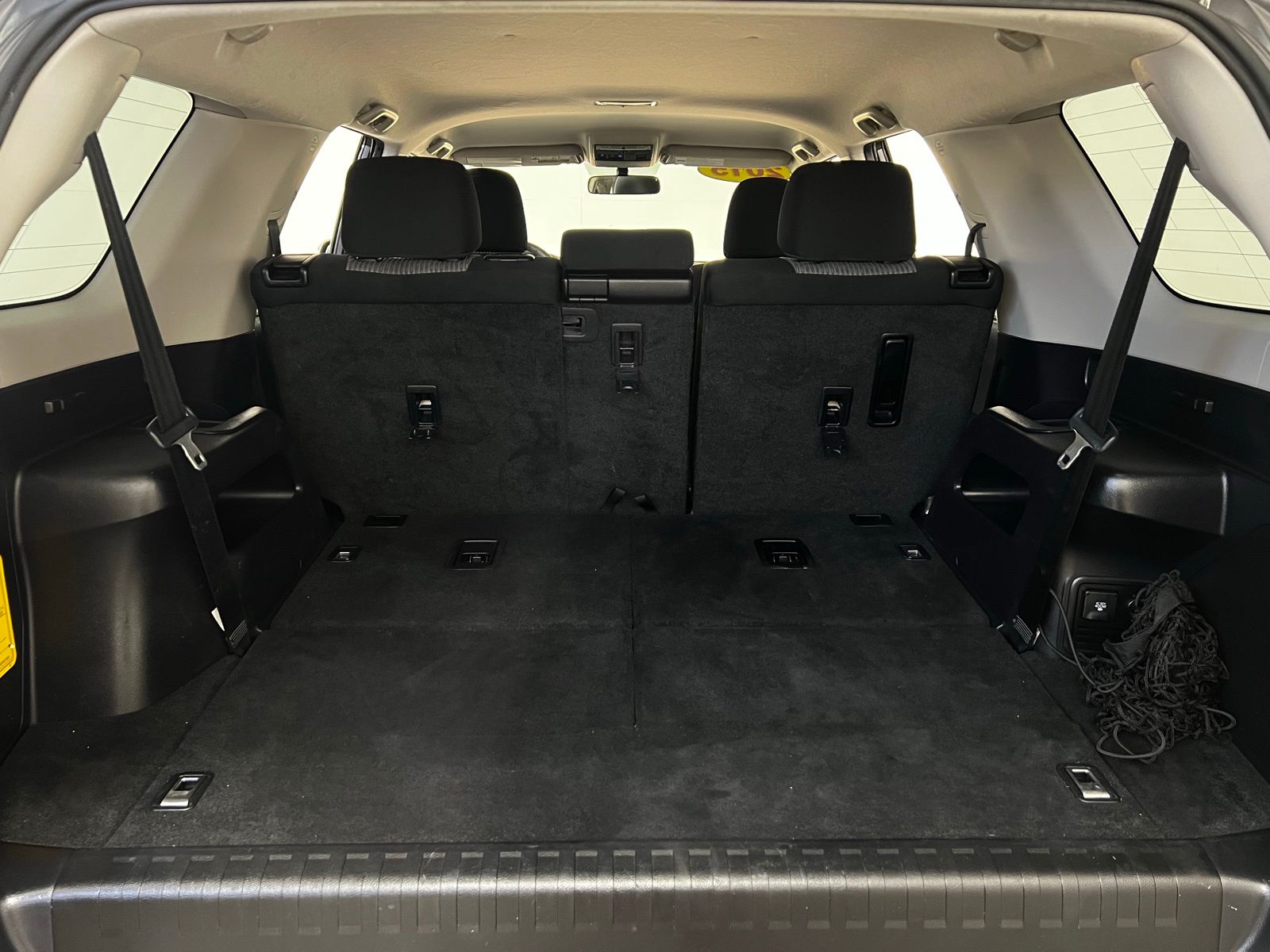 2015 Toyota 4Runner SR5 26