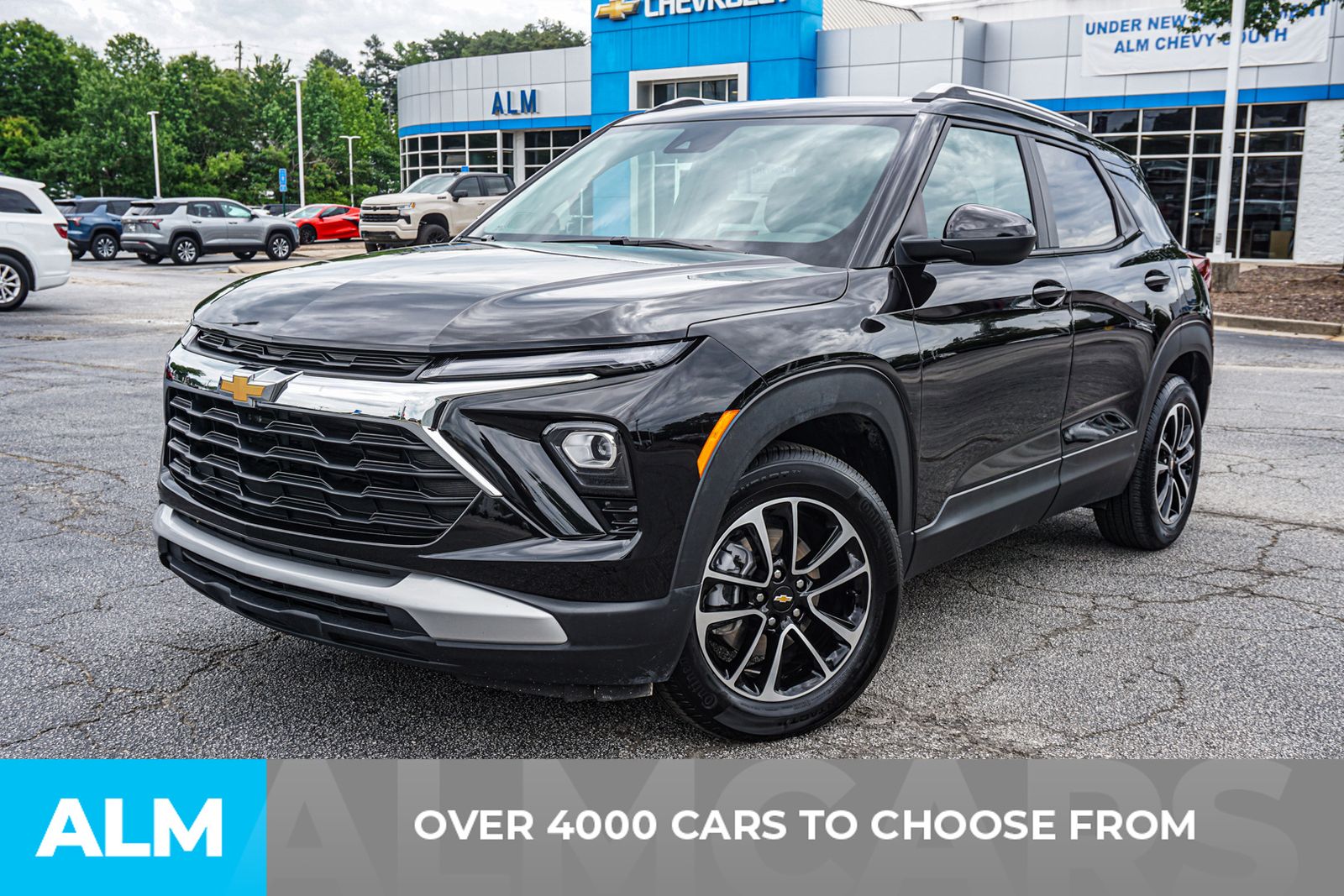 Used 2025 Black Chevrolet LT image 3
