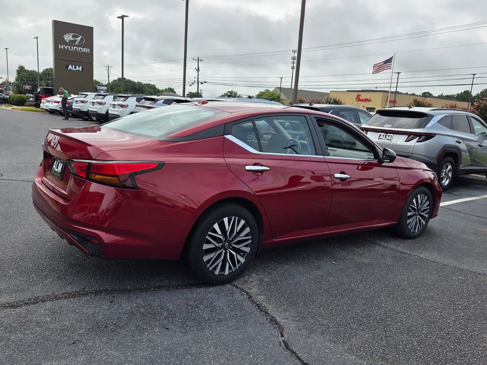2025 Nissan Altima SV - Photo 12