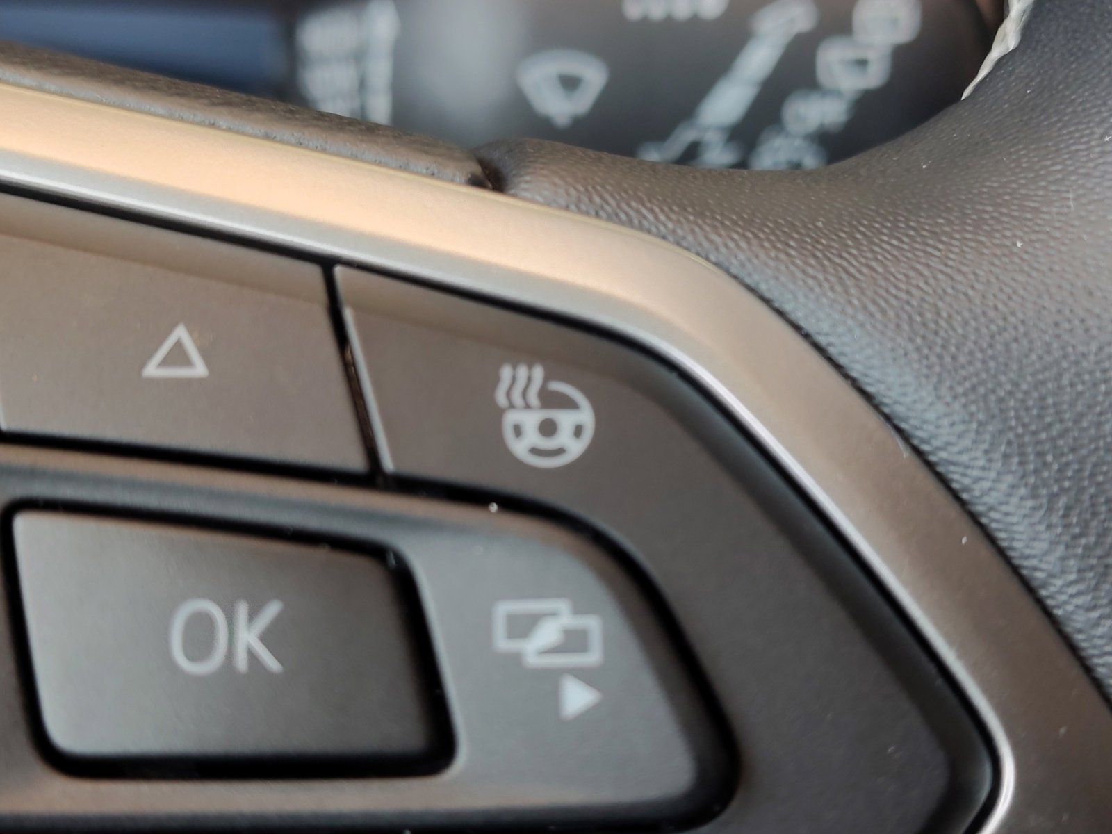 Used Car 2022 Volkswagen Taos  1.5t Se For Sale Under $20,000 In San Antonio, Texas