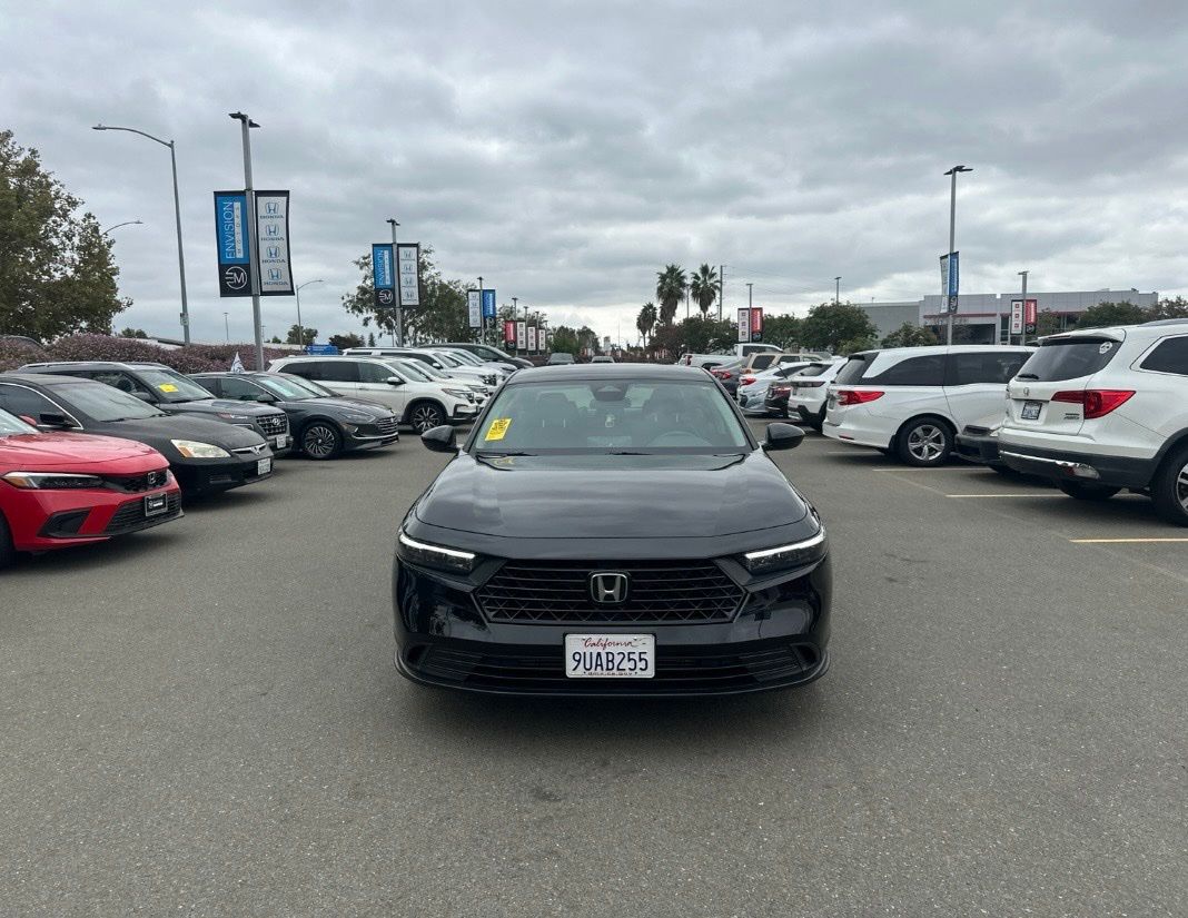 Crystal Black Pearl 2025 Honda Accord Sedan Front-Wheel Drive Continuously Variable Transmission