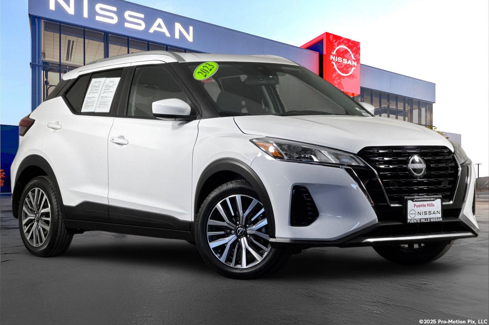 2023 Nissan Kicks SV