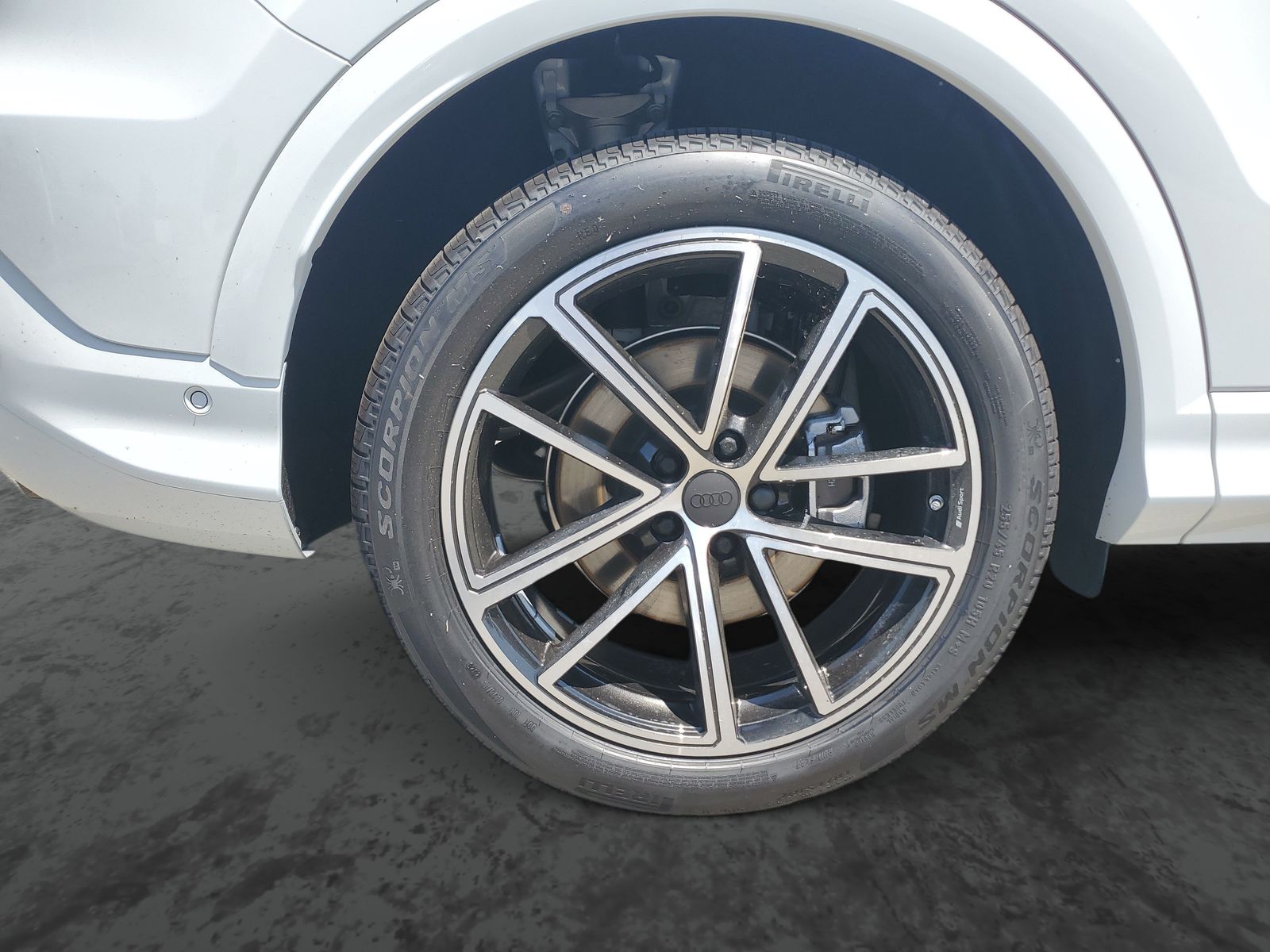 Vehicle photo