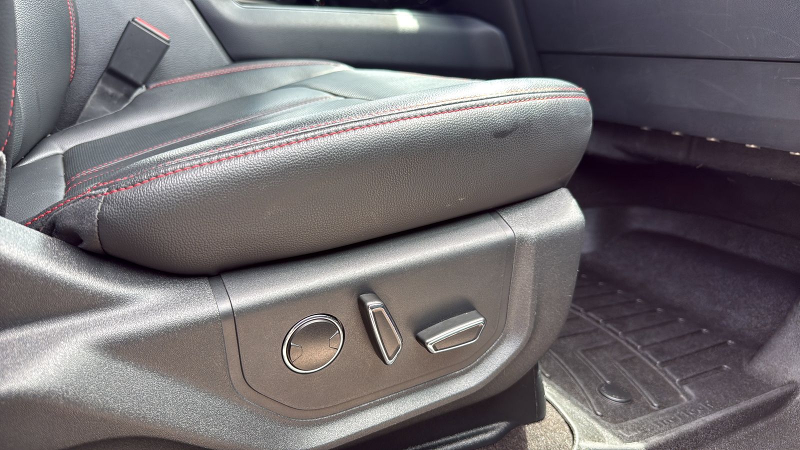Used Car 2023 Ford Expedition Max  Limited For Sale Under $50,000 In Austin, Texas