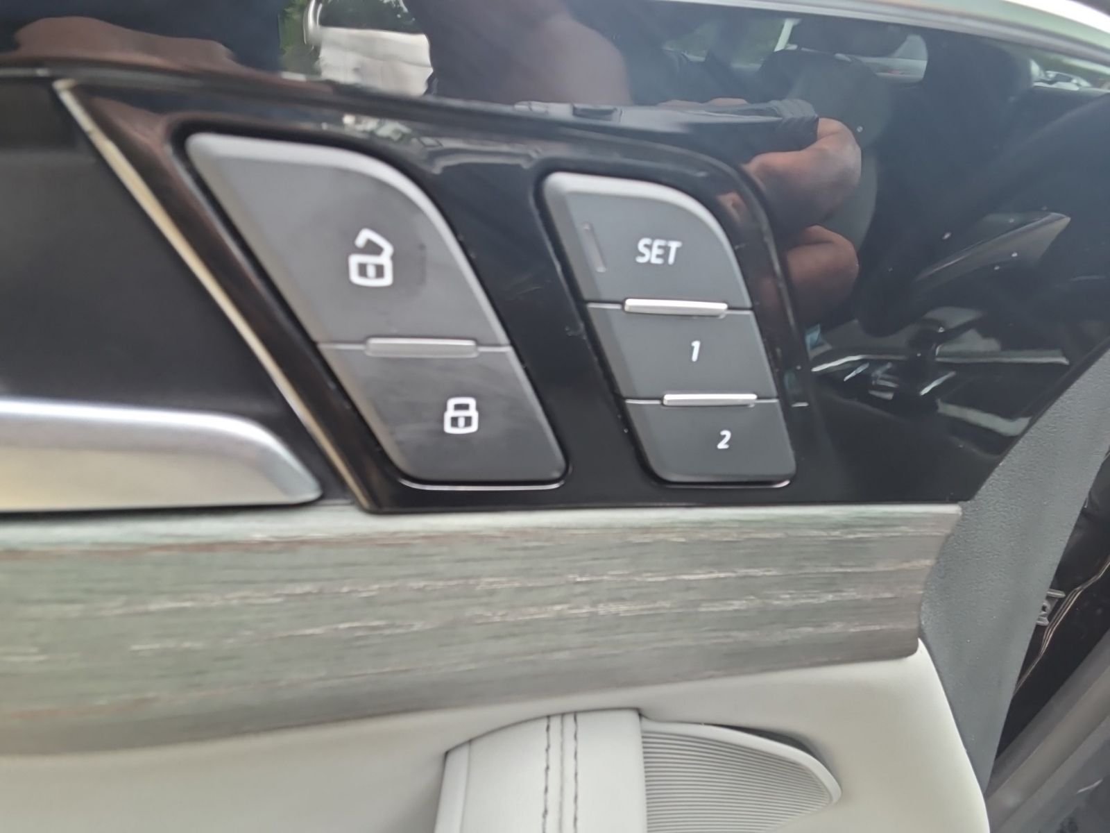 Used 2024  Audi 45 S line Premium Plus image 31