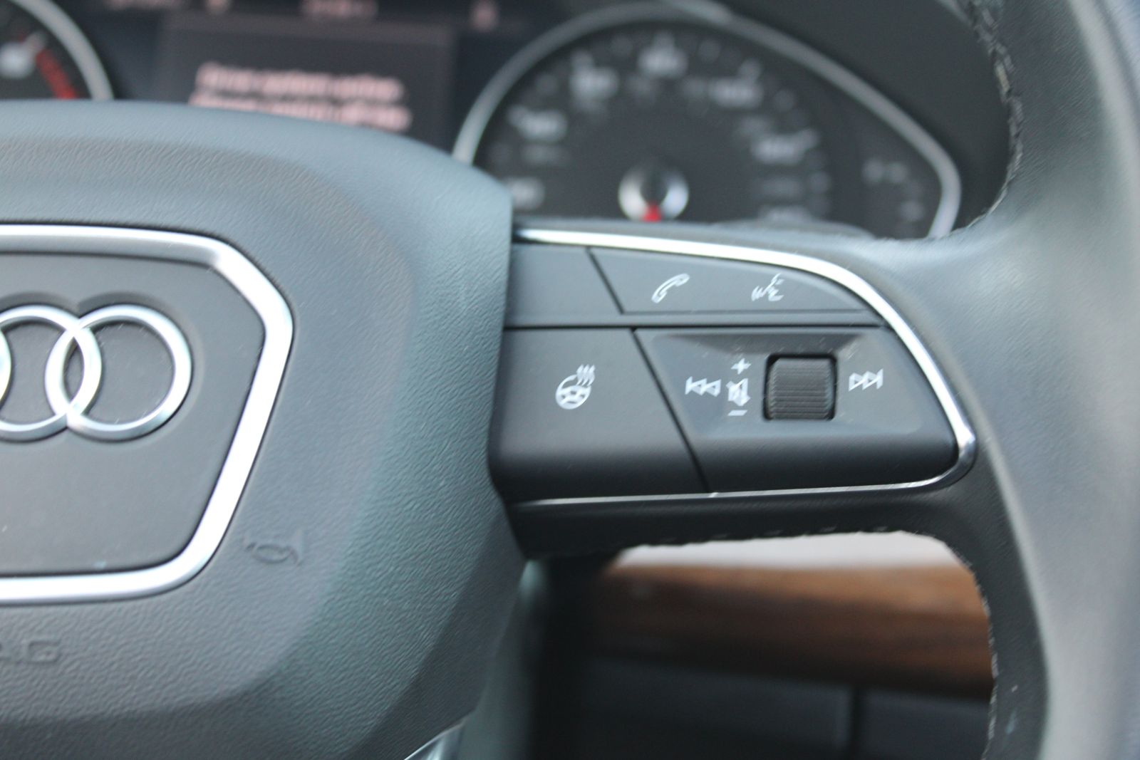 Used 2023 Gray Audi 45 S line Premium image 29