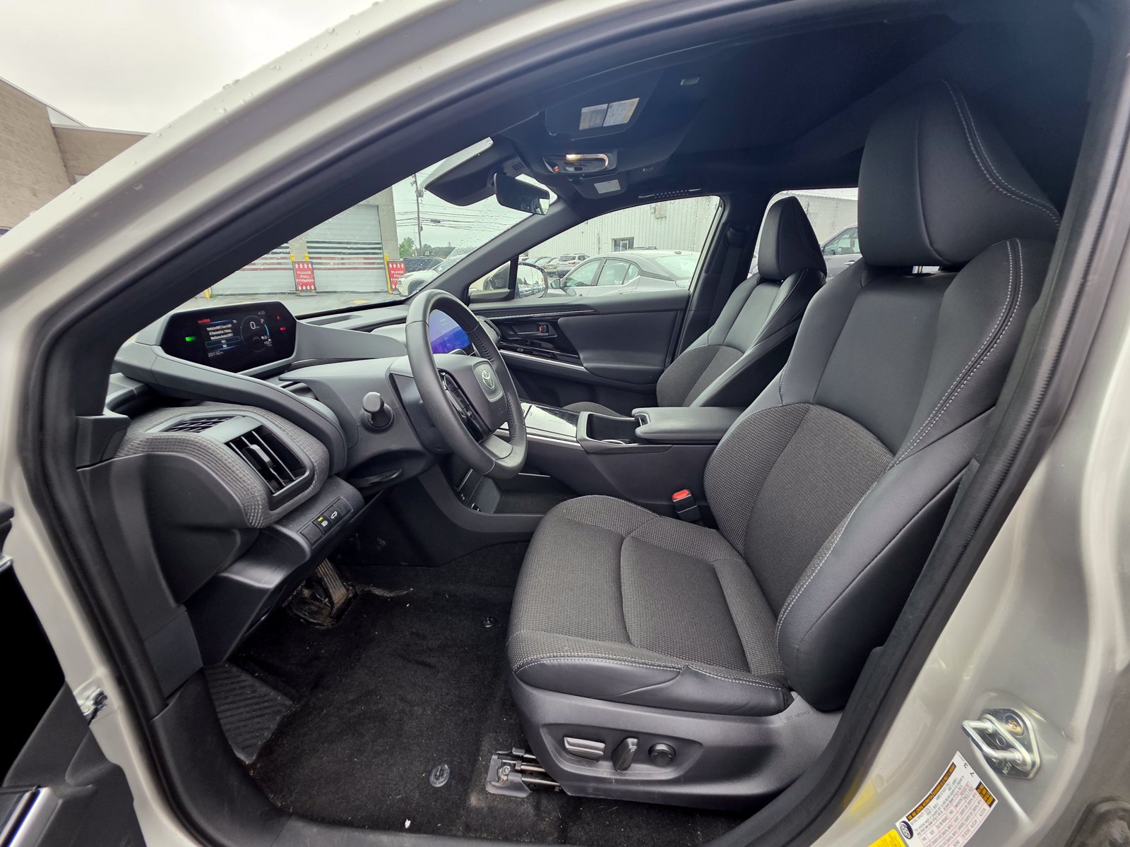 Used 2025 Silver Toyota XLE image 6
