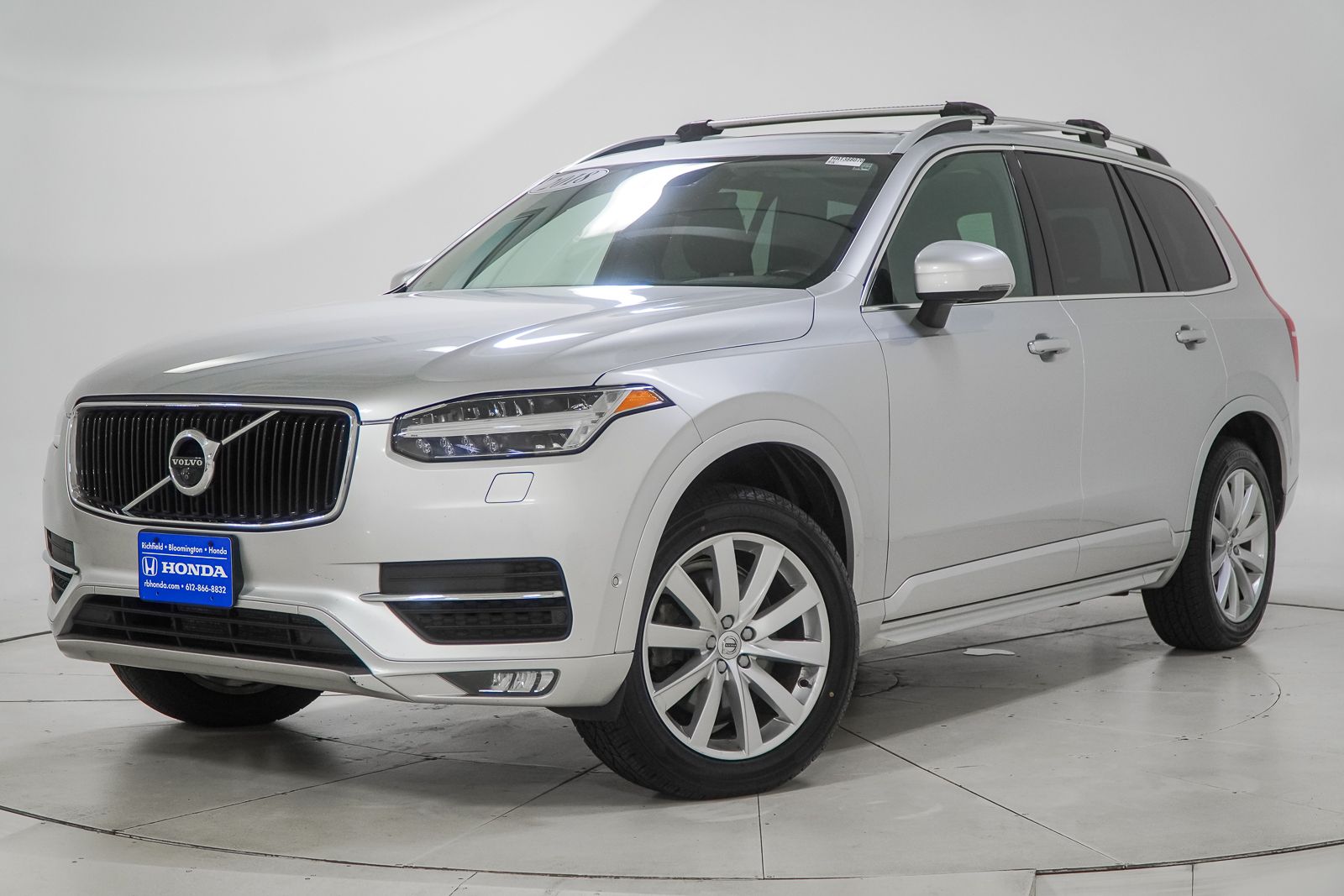 Bright Silver Metallic 2018 Volvo XC90 SUV / Crossover All-Wheel Drive Automatic