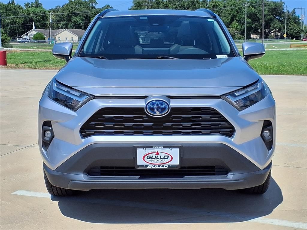 2023 Toyota RAV4 Hybrid XLE Premium - 9