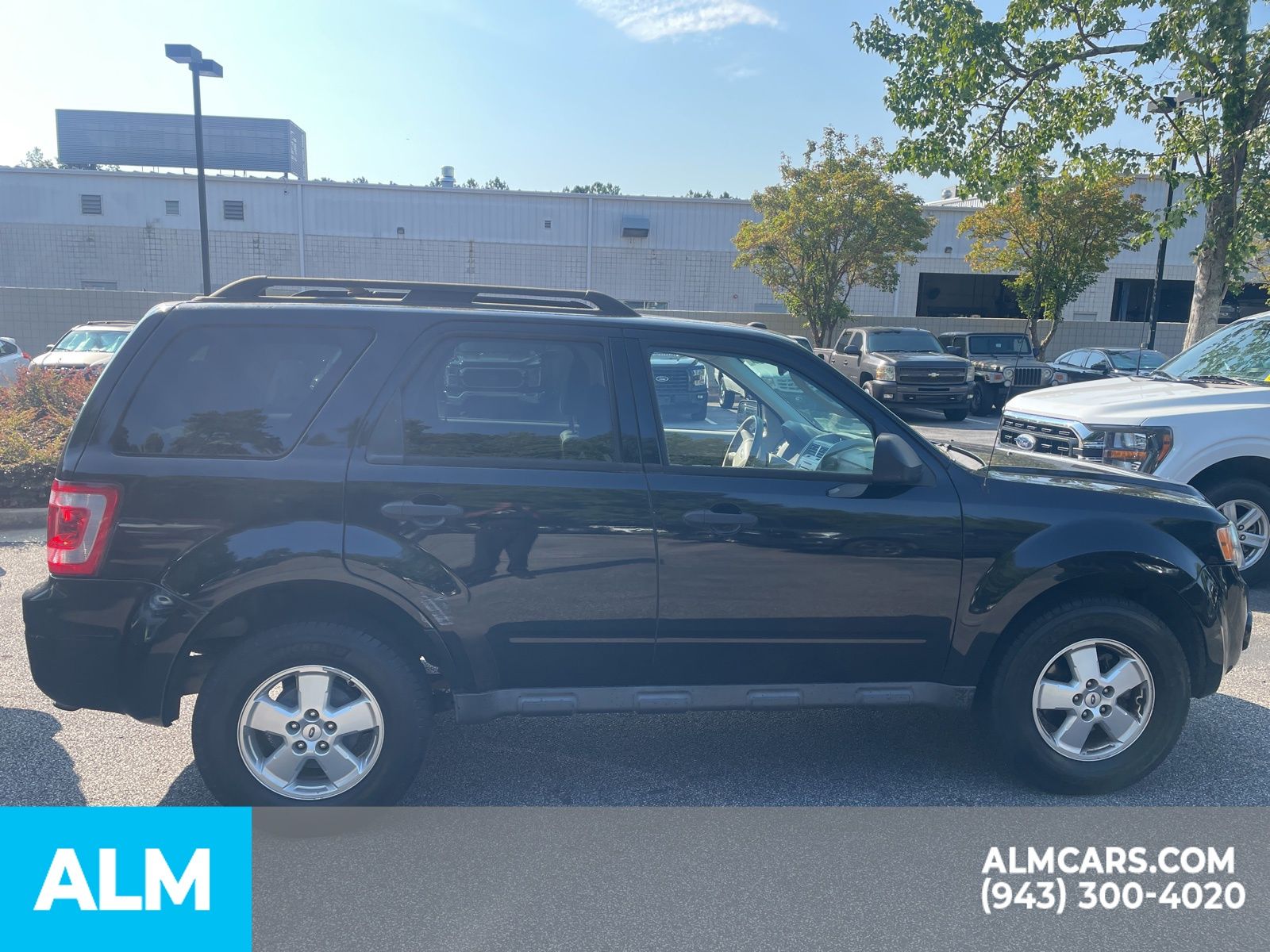 2011 Ford Escape XLT photo 5