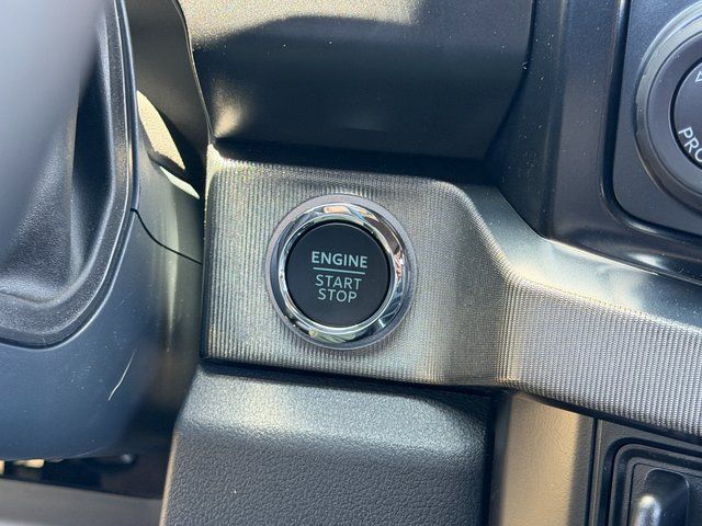 New 2026 Agate Black Metallic Ford Platinum image 30