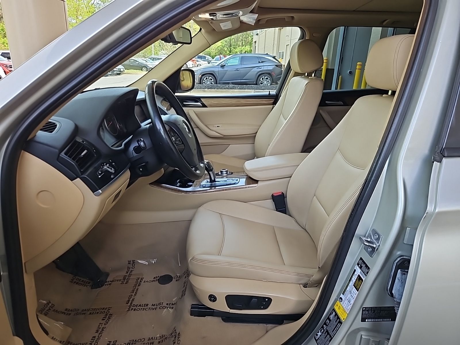 Used 2011 Silver BMW xDrive28i image 8