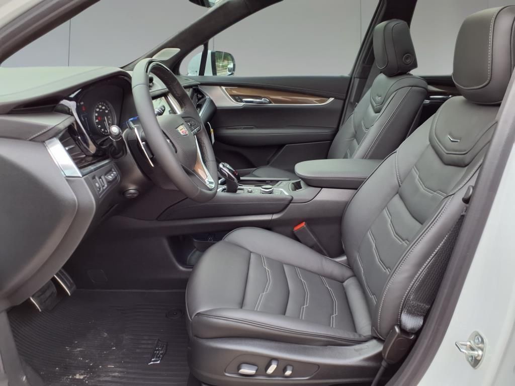 2025 Cadillac XT6 Sport - 10
