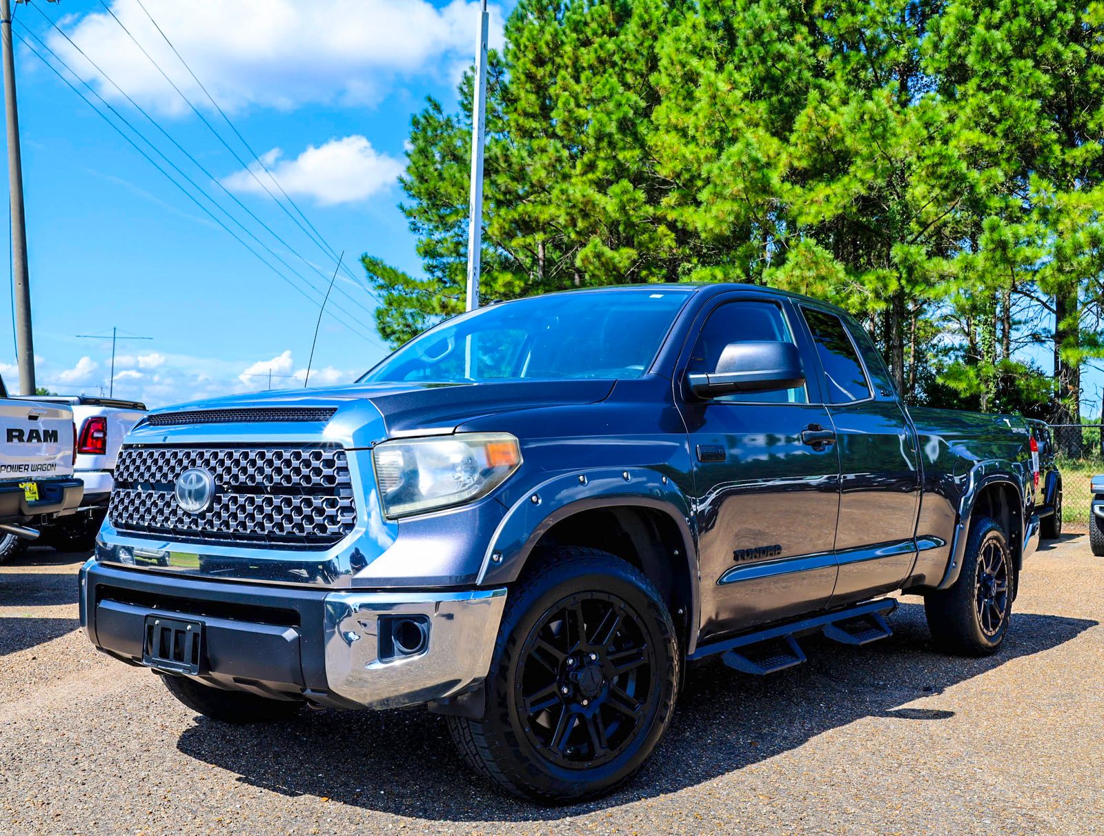 2018 Toyota Tundra SR5
