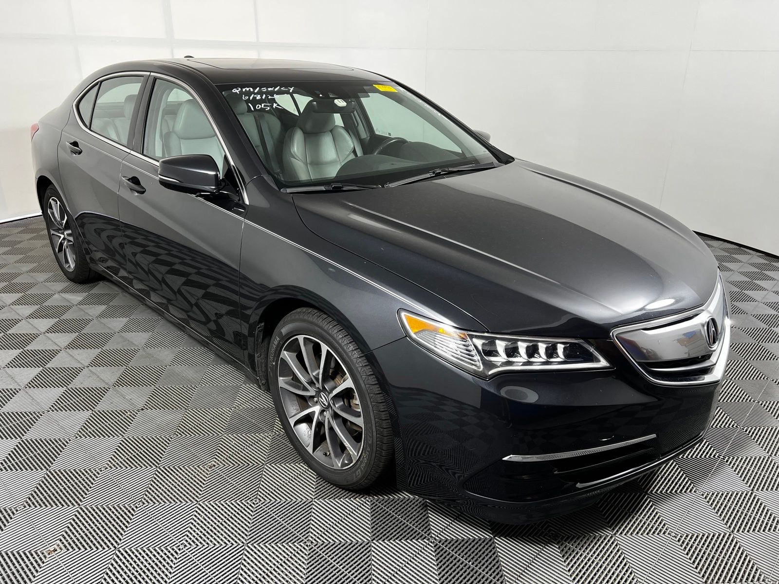 Thumbnail: 2015 Acura TLX - 3