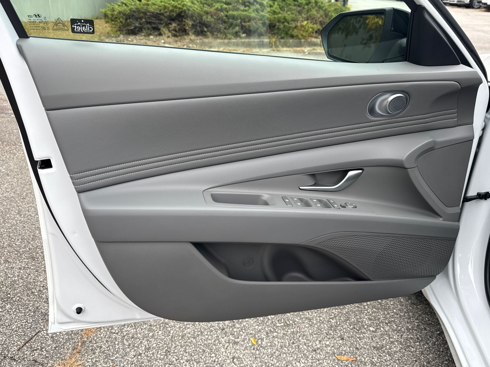 New 2026 White Hyundai SEL Sport image 11