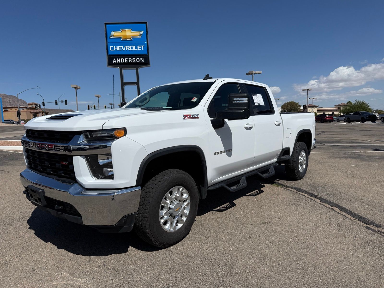  2023 Chevrolet Silverado 2500HD LT Crew Cab 4WD   