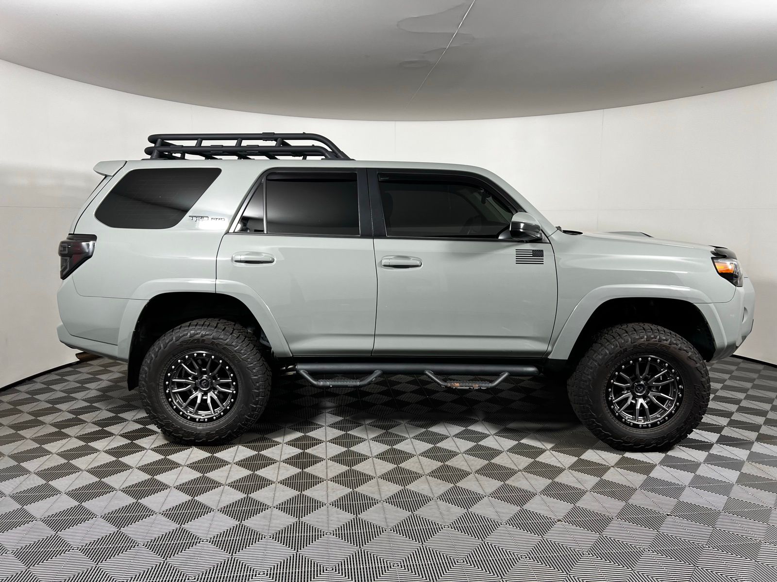 Thumbnail: 2021 Toyota 4Runner - 4