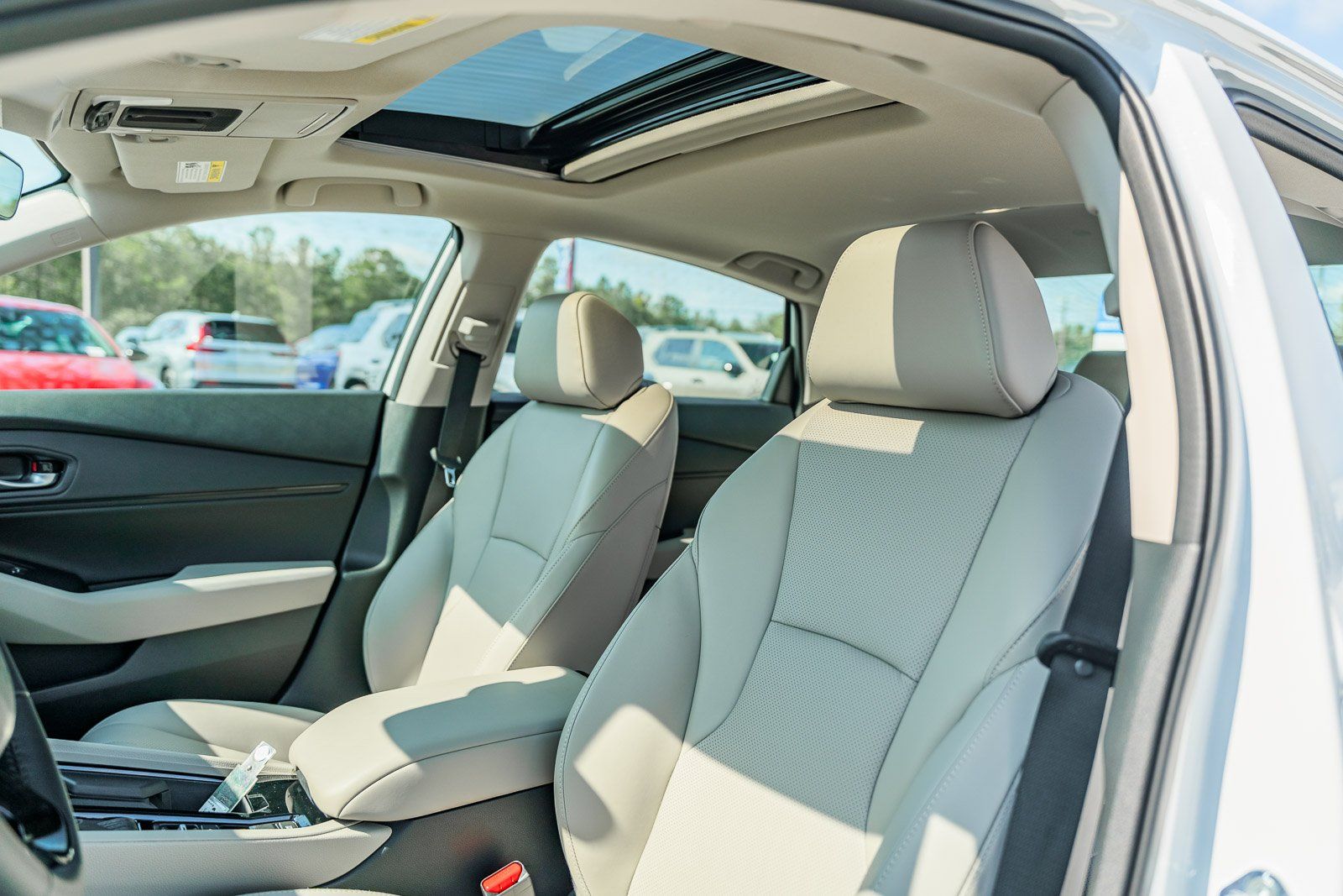 2025 Honda Accord Hybrid EX-L - Photo 15