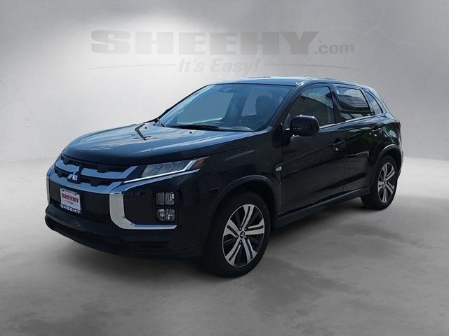 Used 2024  Mitsubishi 2.0 ES image 15