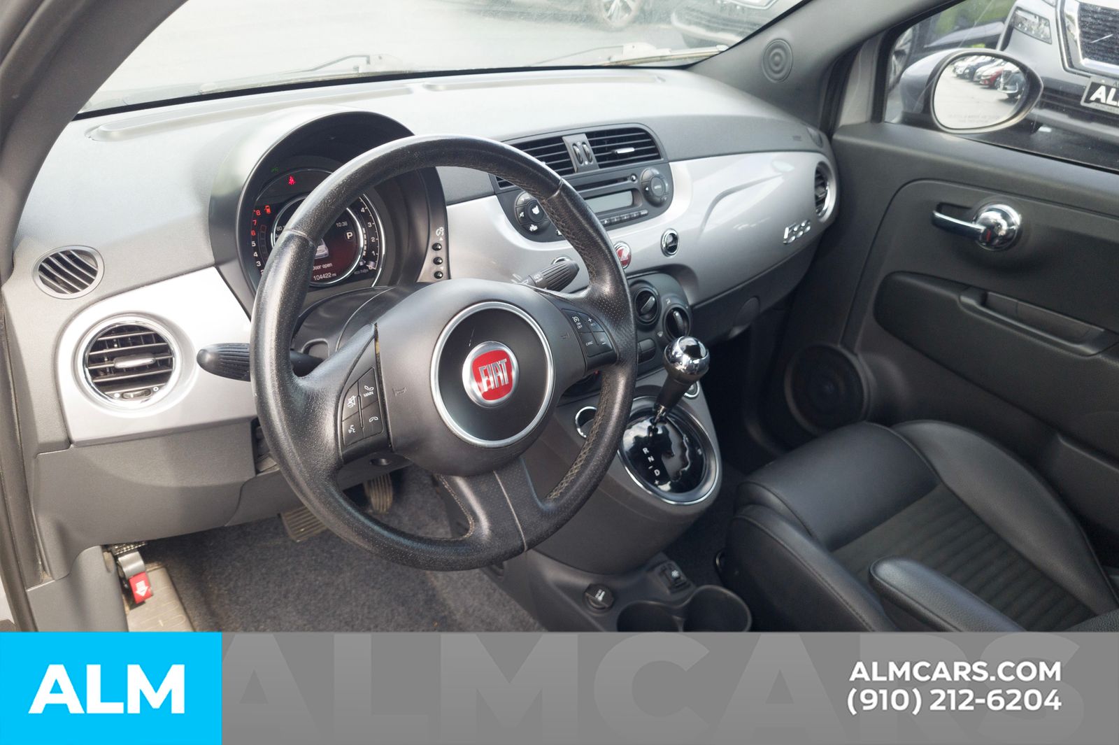 2015 Fiat 500 Sport photo 11