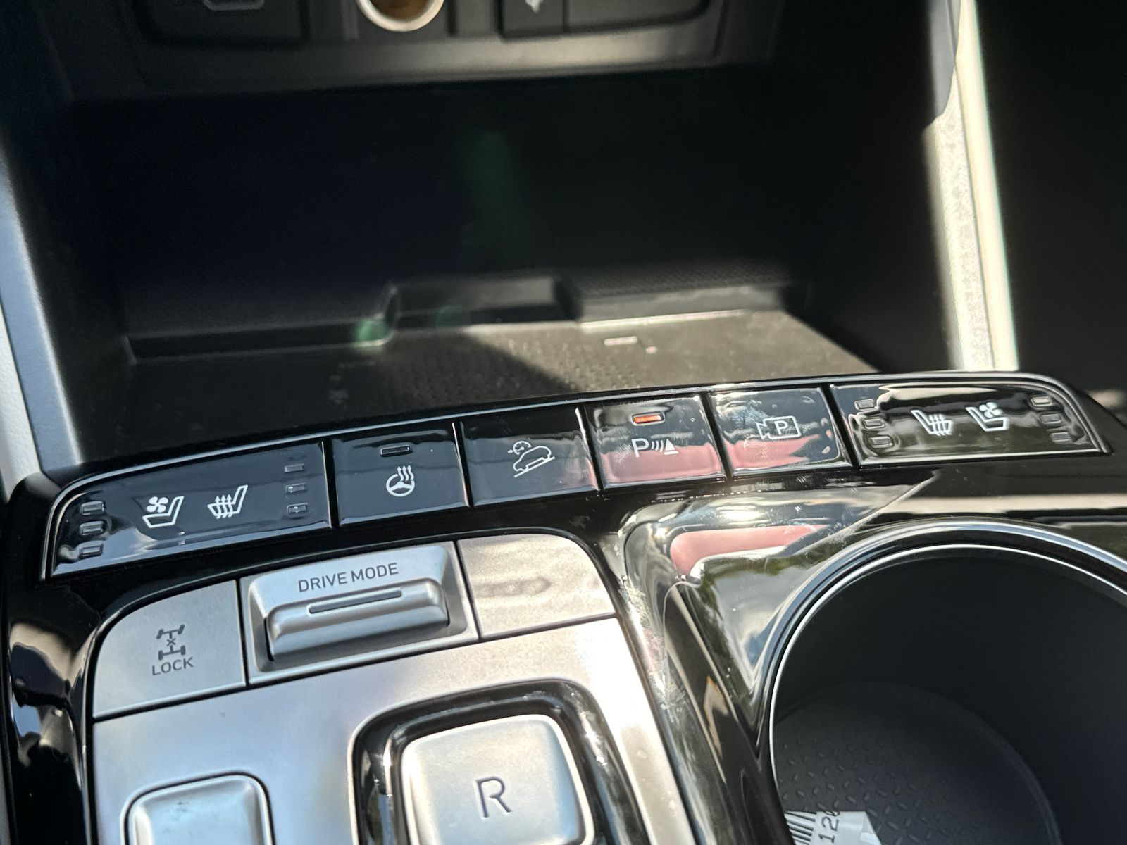 2024 Hyundai Tucson Hybrid Limited photo 34
