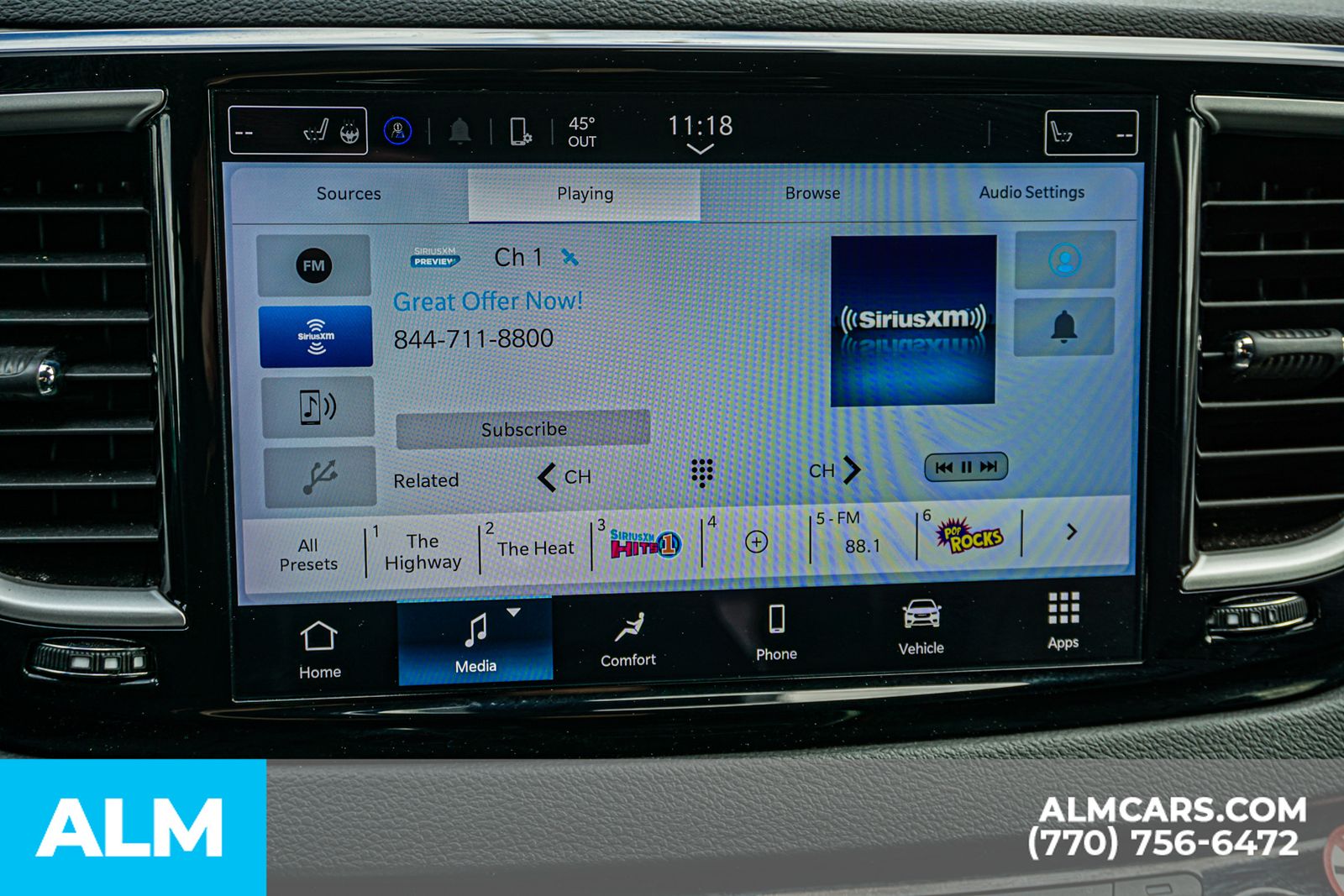 Used 2024 Black Chrysler Touring L image 41