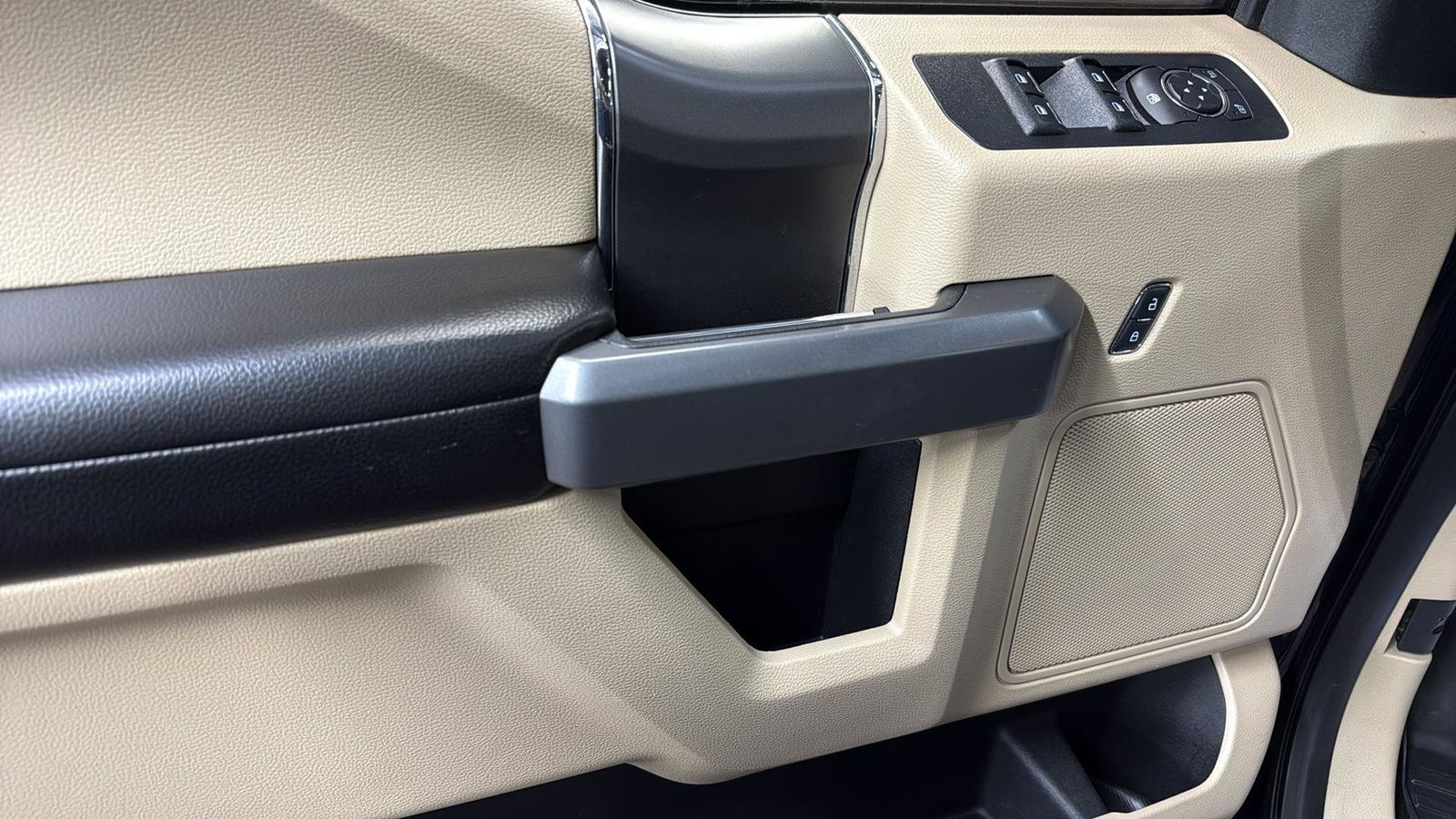 Used Car 2019 Ford F-150  Xlt For Sale Under $30,000 In Austin, Texas