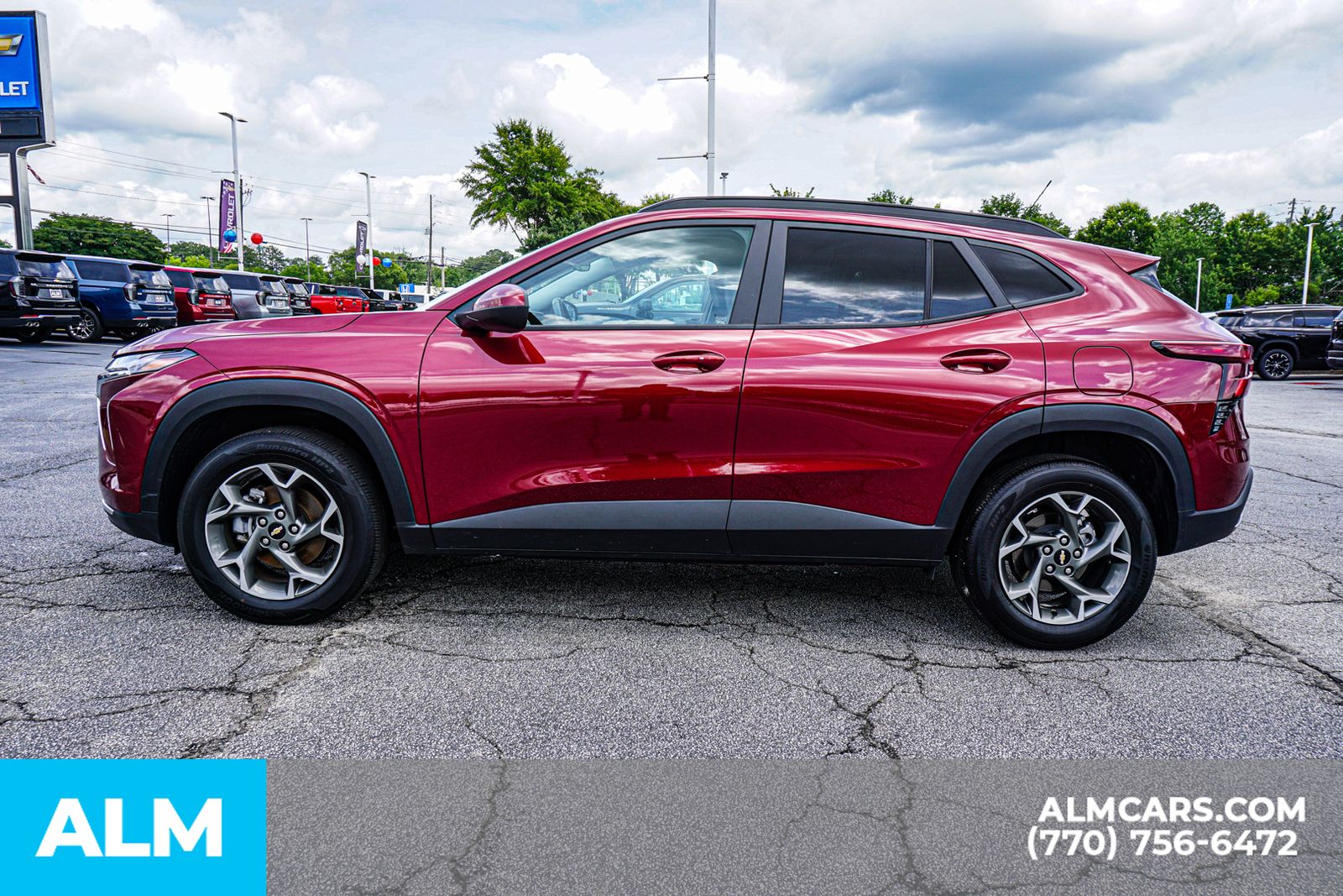 Used 2025 Red Chevrolet LT image 10