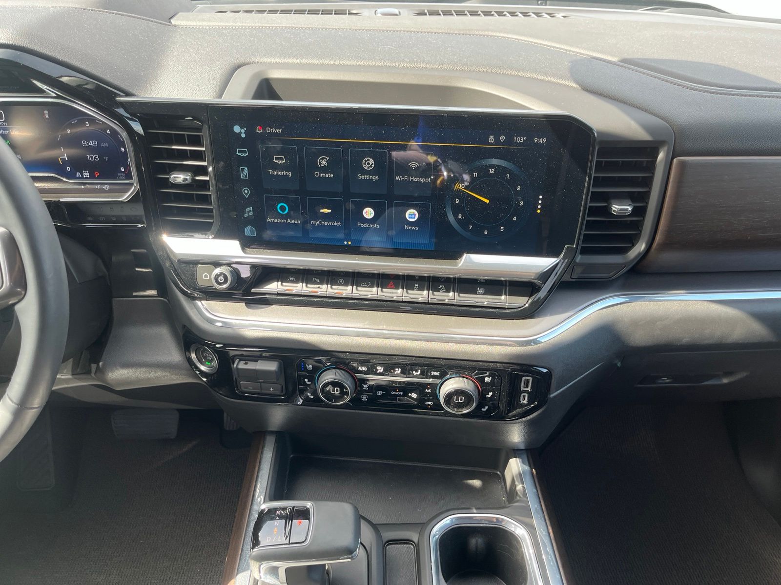 2024 Chevrolet Silverado 1500 High Country - 9