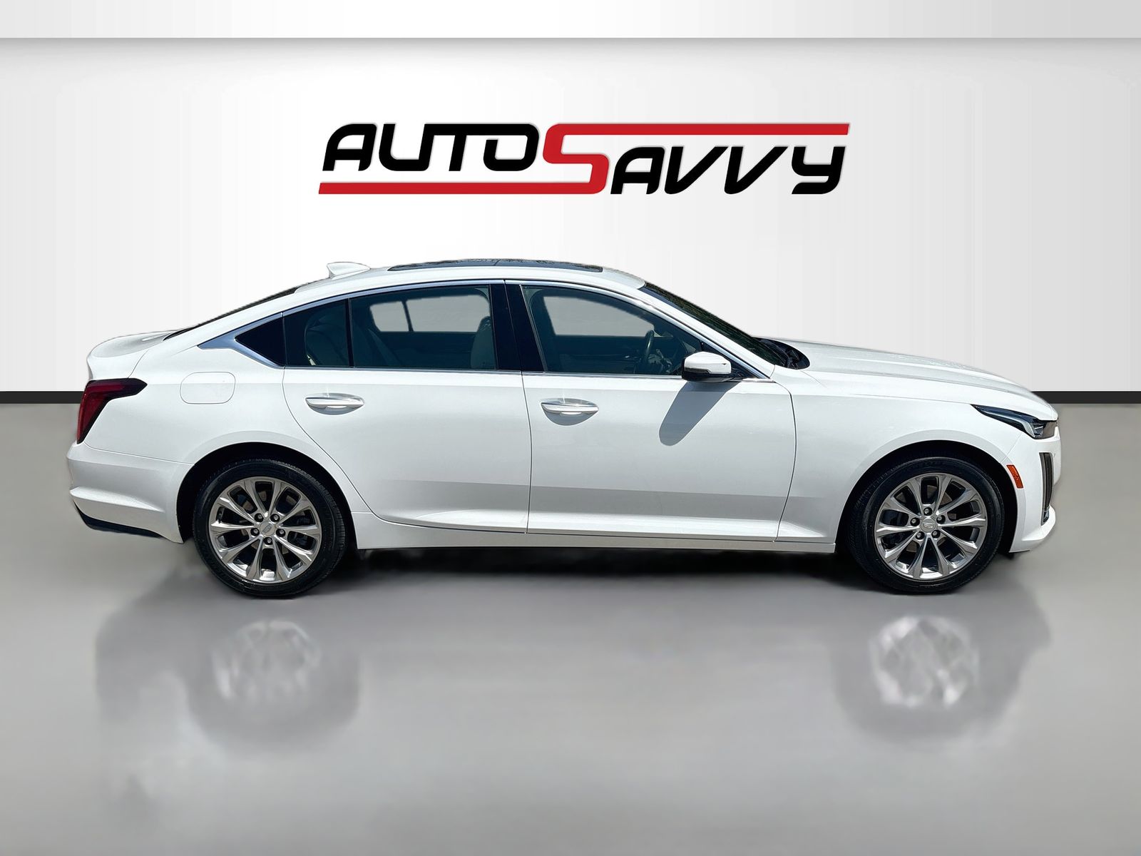 Used 2024 White Cadillac Premium Luxury image 8