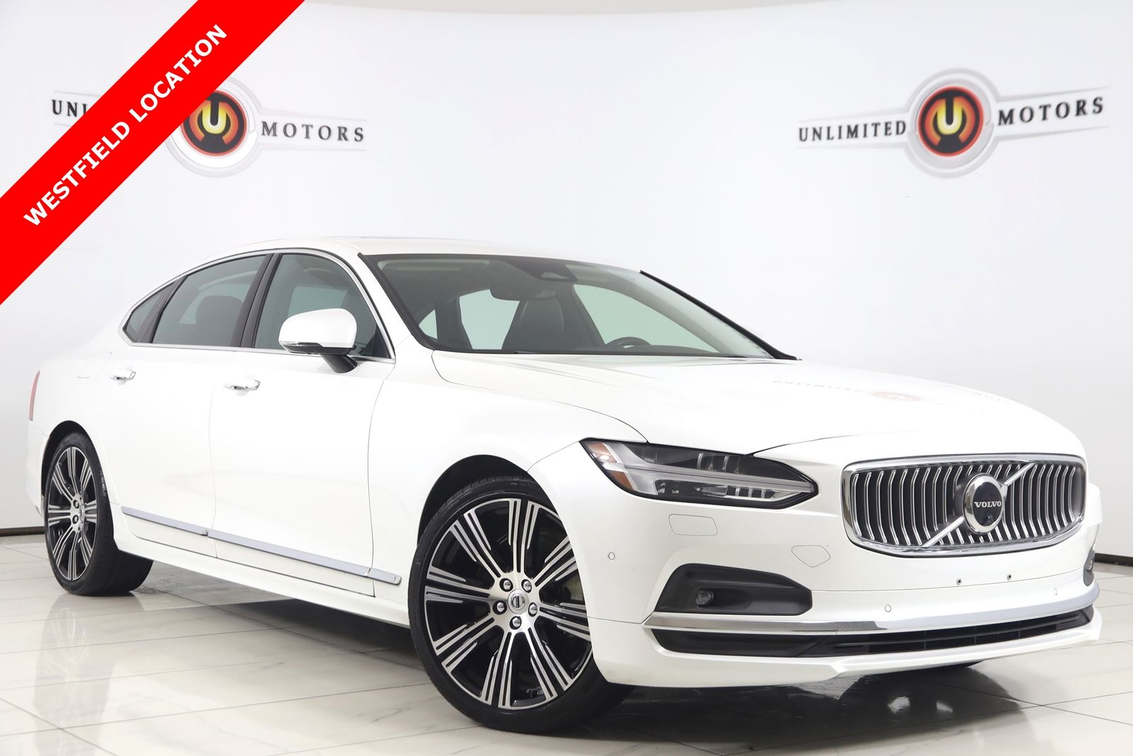 Crystal White 2022 Volvo S90 B6 Inscription AWD Sedan All-Wheel Drive Automatic