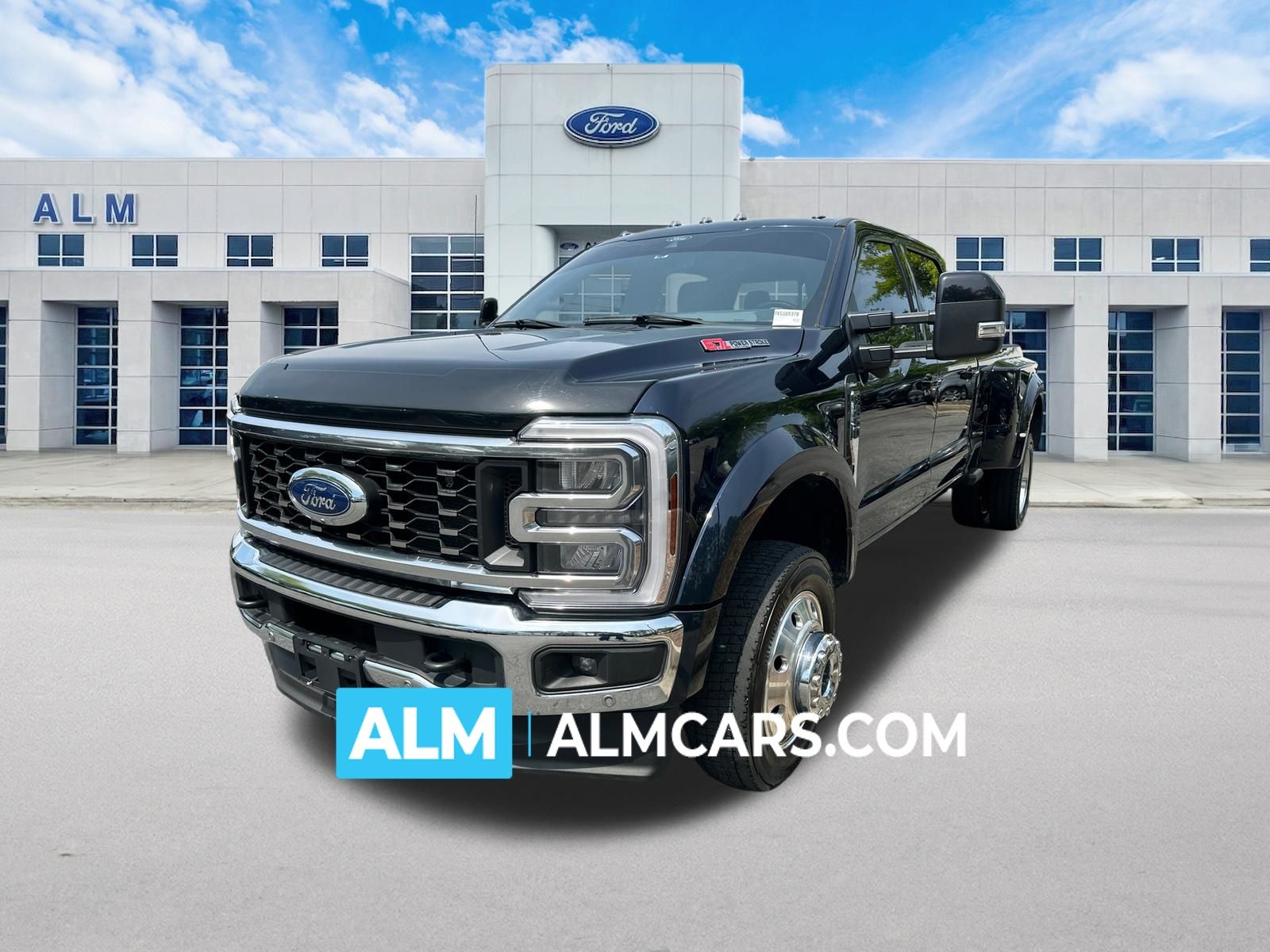 2024 Ford F-450 Lariat 4x4 Crew Cab 8' Box DRW's photo