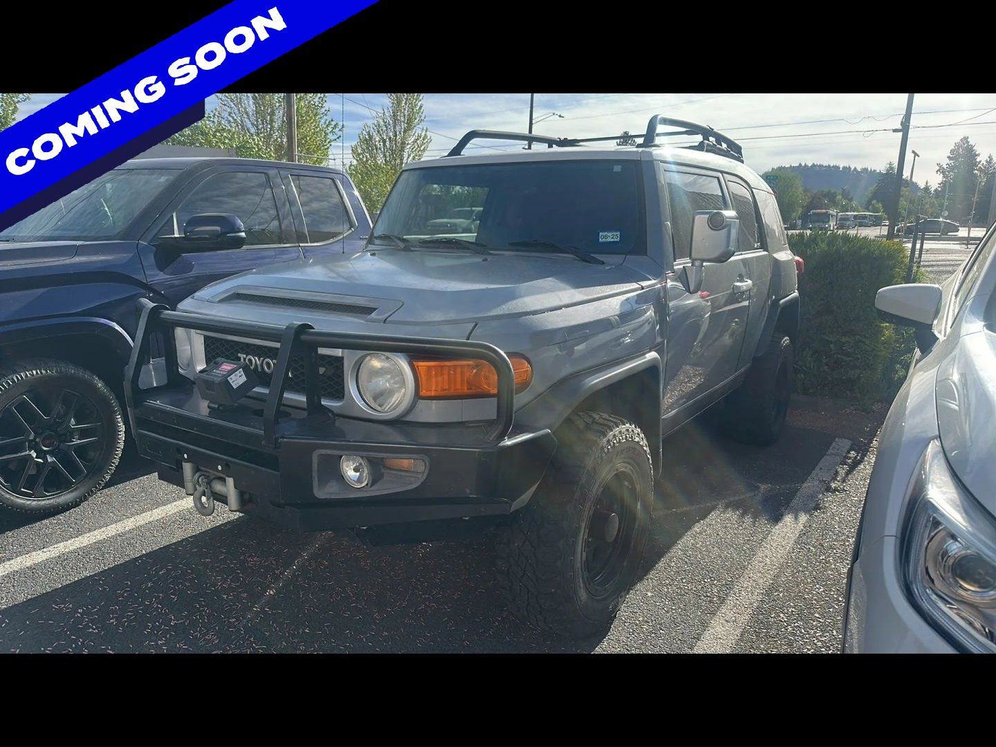 Cement 2014 Toyota FJ Cruiser 4WD SUV / Crossover Four-Wheel Drive 5-Speed Automatic
