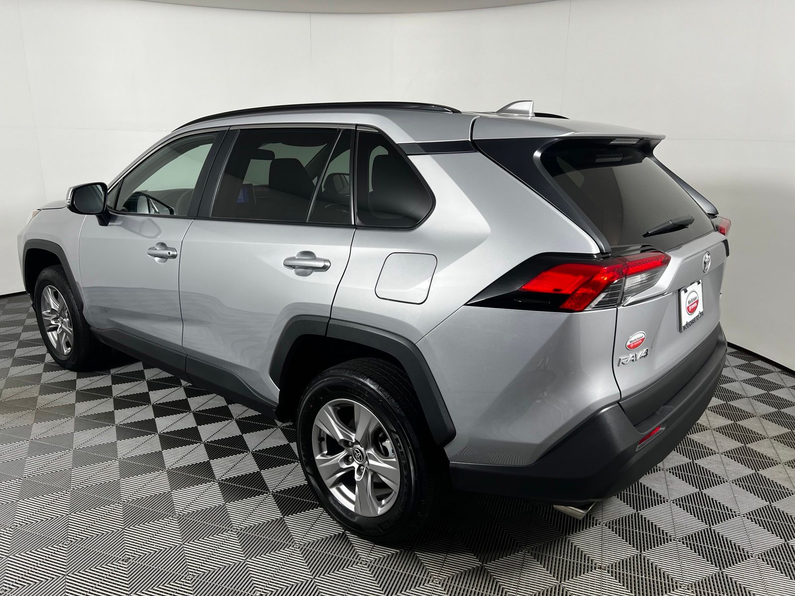 Thumbnail: 2025 Toyota RAV4 - 7