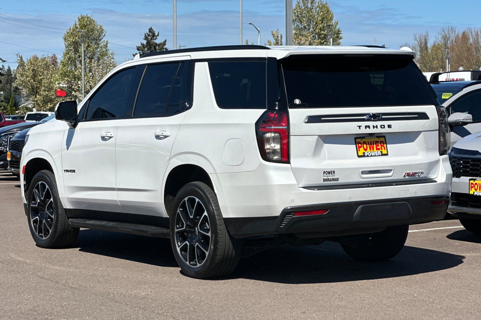 View vehicle photo 6