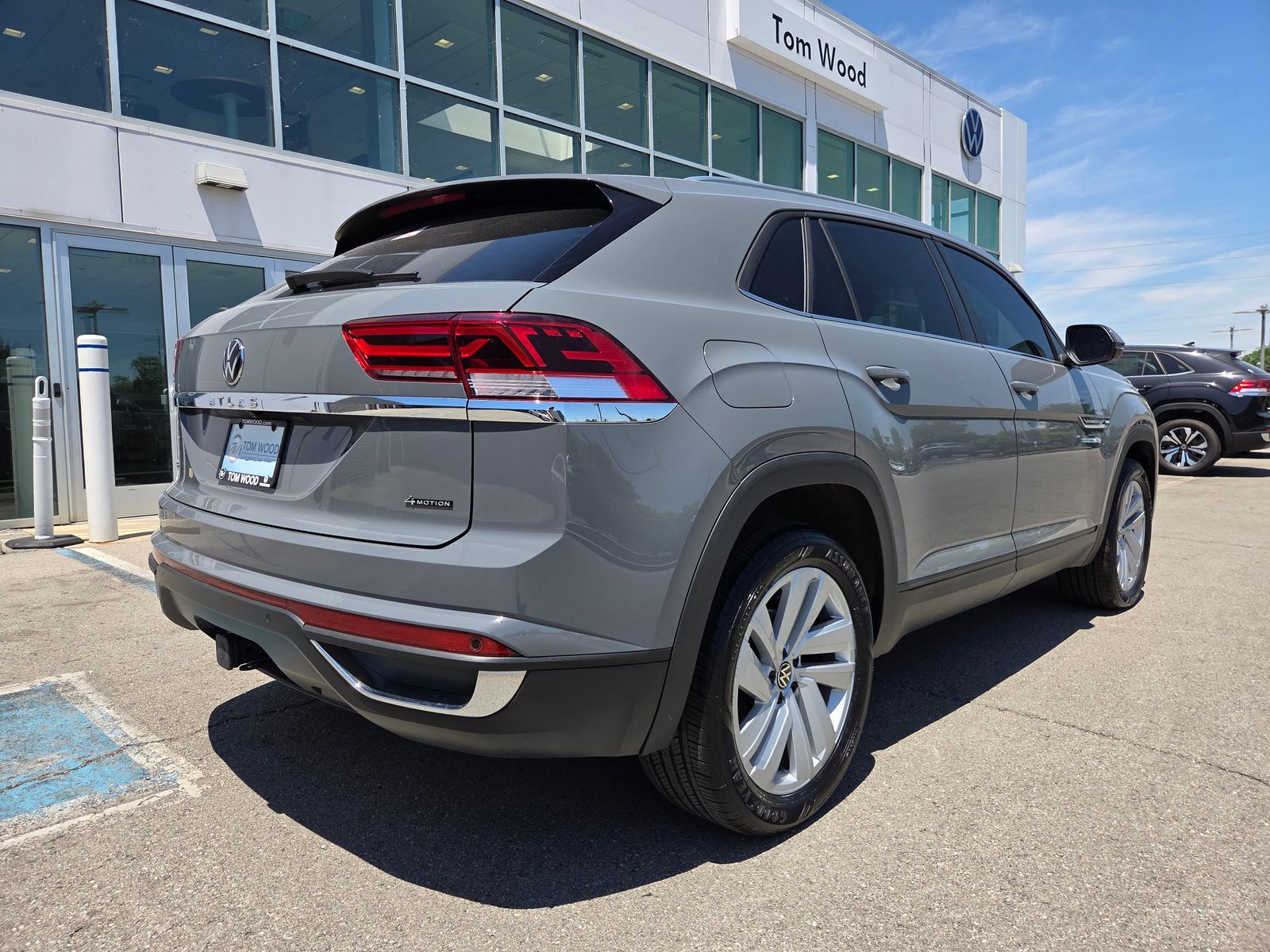 used 2023 Volkswagen Atlas Cross Sport car, priced at $32,450