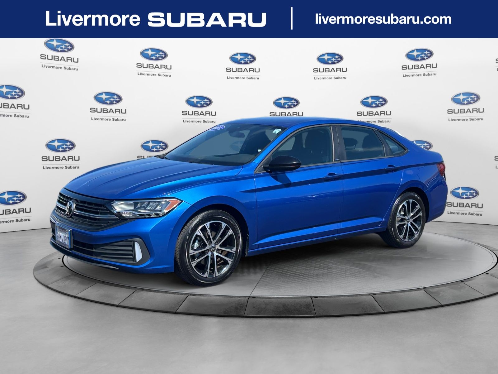 Rising Blue Metallic 2023 Volkswagen Jetta Sedan Front-Wheel Drive 8-Speed Automatic