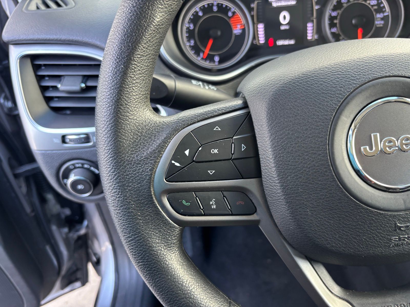 Used Car 2019 Jeep Cherokee  Latitude For Sale Under $10,000 In Austin, Texas