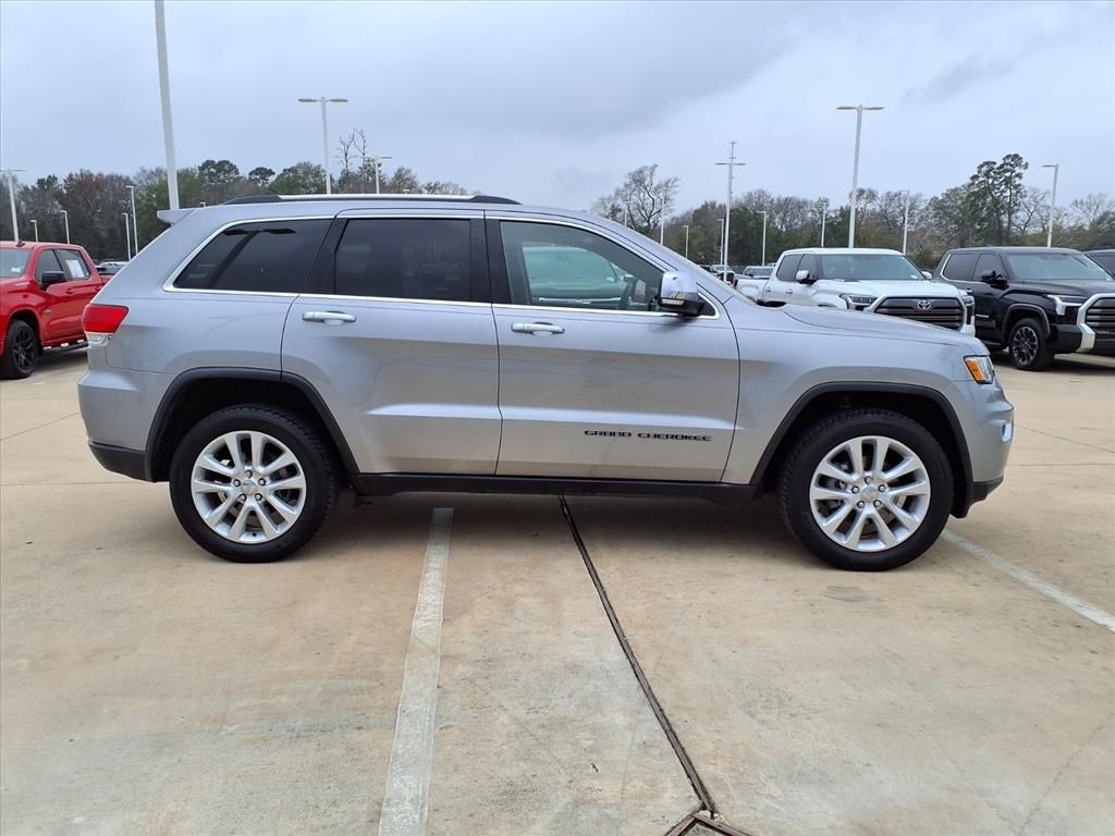 2017 Jeep Grand Cherokee Limited Silver at Shottenkirk Kia Fort Bend