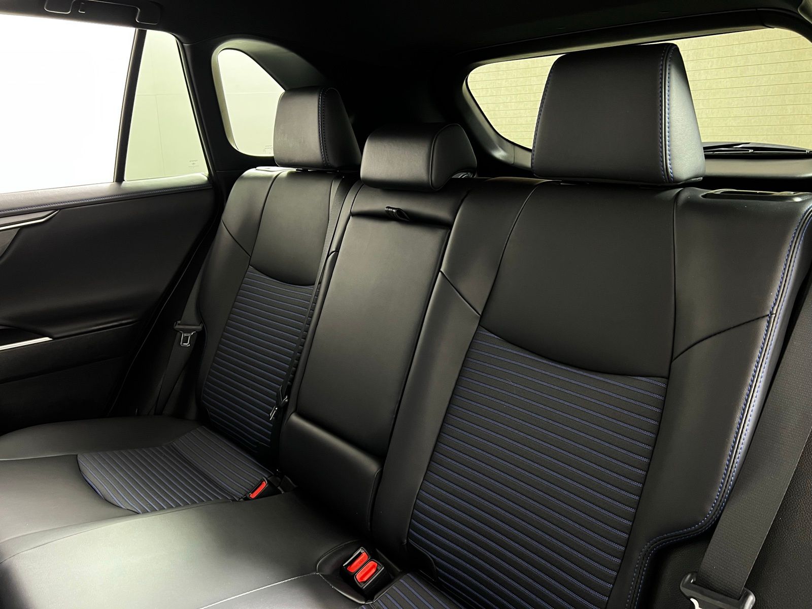 Thumbnail: 2024 Toyota RAV4 - 24