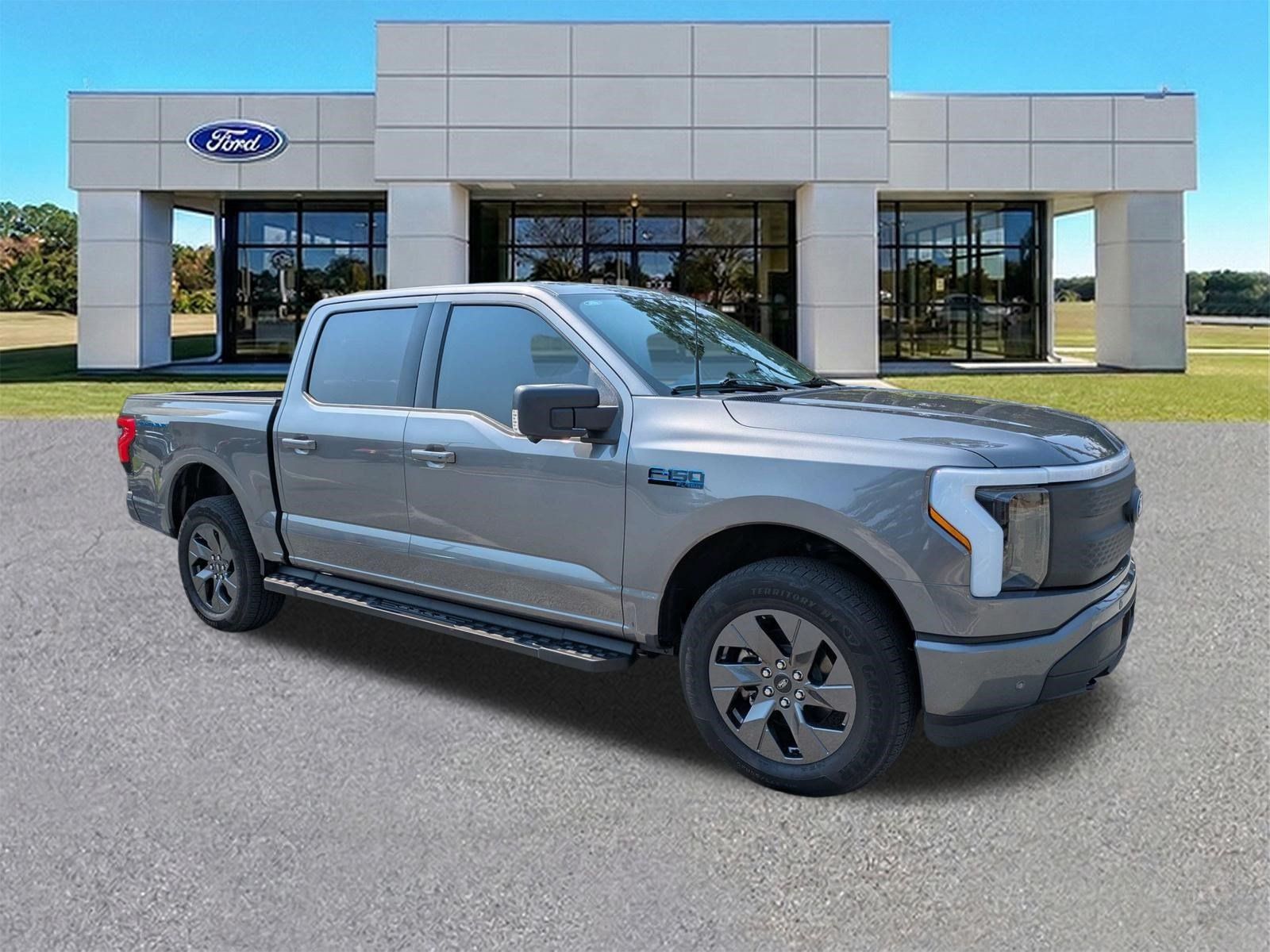 2025 Ford F-150 Lightning Flash SuperCrew AWD