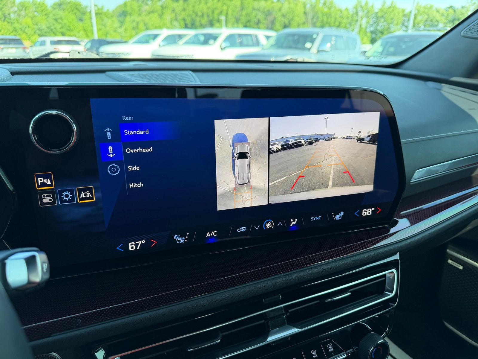 2024 Chevrolet Traverse image 22